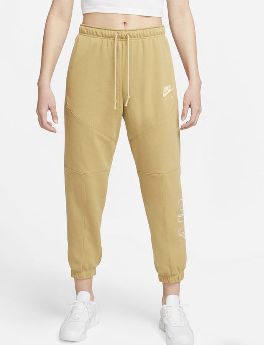 Nike AIR спортен екип