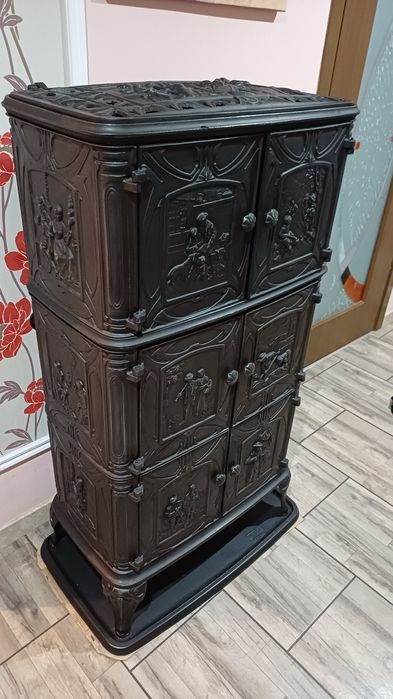 Sobă din fontă foarte veche  o adevărată bijuterie