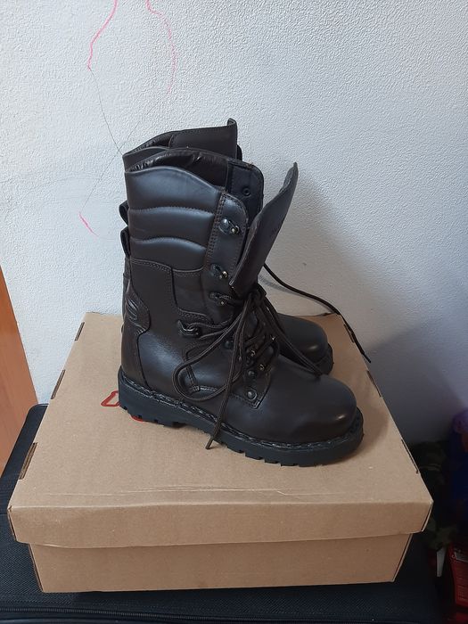 Bocanci militari modelul nou