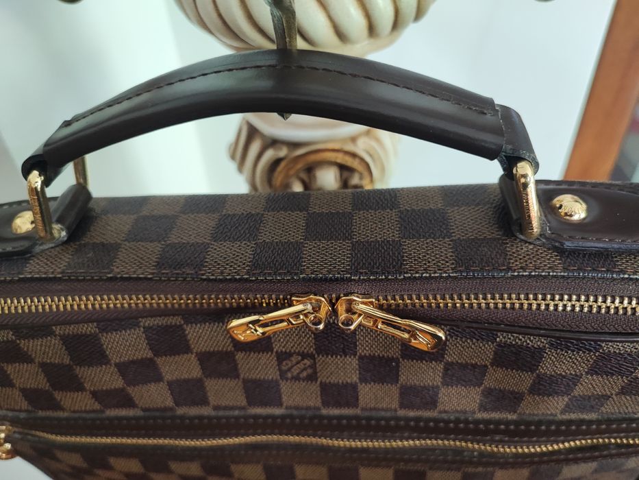 Louis Vuitton multi pochette