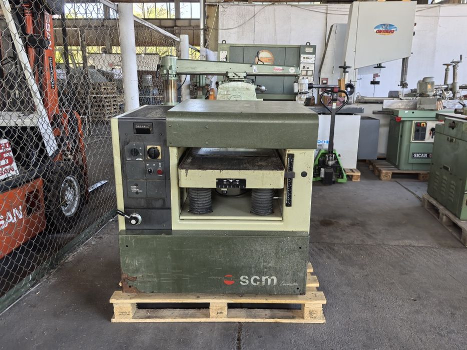 Щрайхмус на 630 мм с 4 ножа авт качване и сваляне на плота, casolin