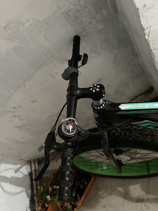 Vand bicicleta Riding Noua