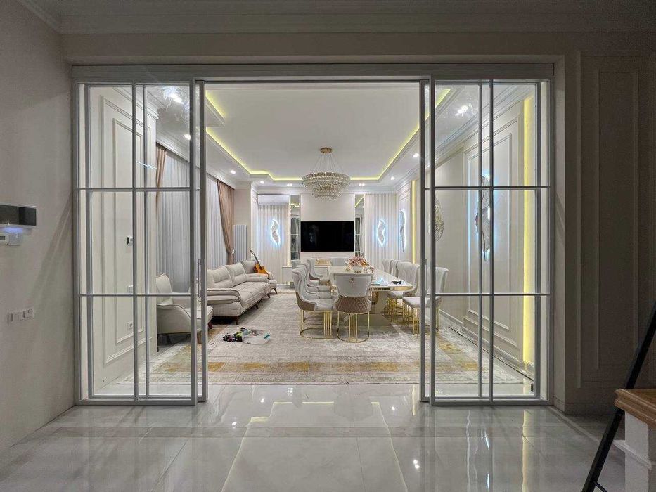 Стеклянные лофт перегородки и двери / Гардеробы лофт / Душевые кабины