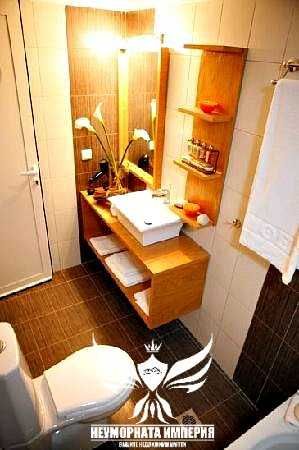 Продавам хотел с РЗП 530кв. в парцел 1521кв. на остров Лесбос, Гърция