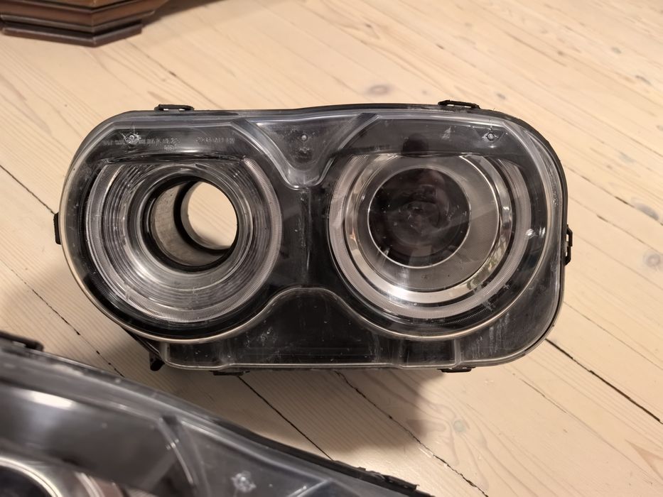 Dodge Challenger фарове 2015+