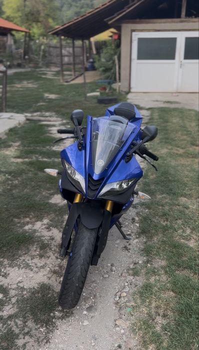 Yamaha yzf 125 2016