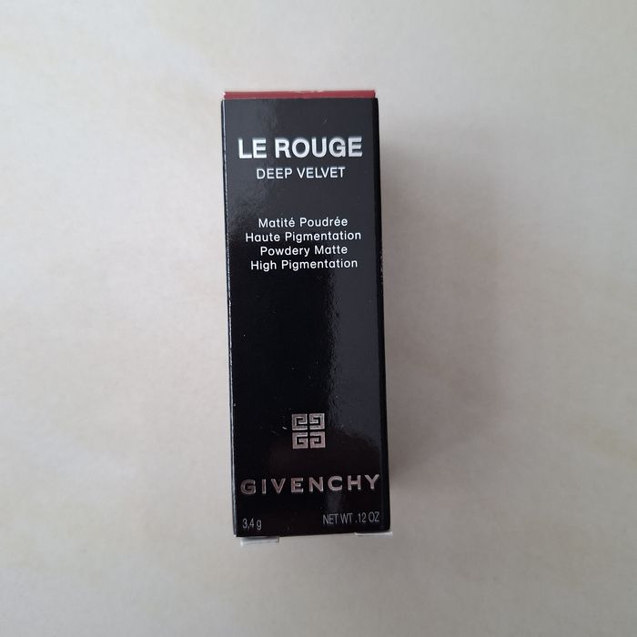 Ruj Givenchy Le Rouge Deep Velvet 33 – Mat Pudrat, 3,4 g