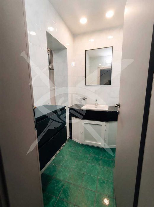 Дава се под наем Тристаен апартамент в София, Гео Милев - 86 кв.м за 1100 € - Снимка #8