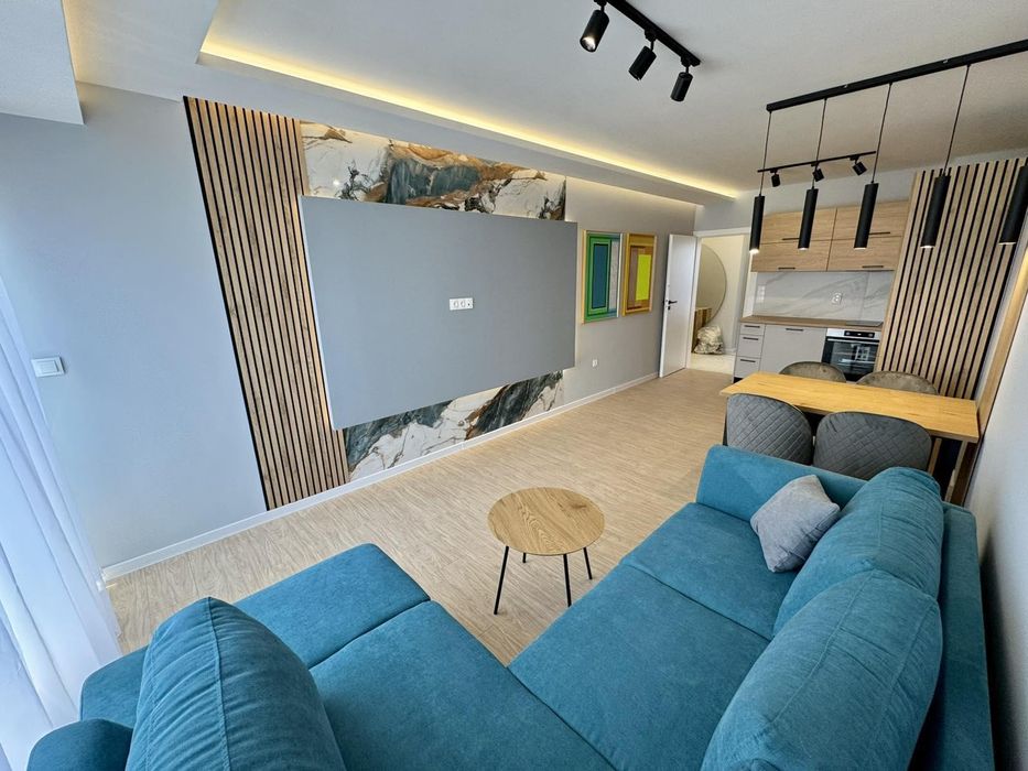 Продава се Двустаен апартамент в Пловдив, Гагарин - 73 кв.м за 1781 €/кв.м - Снимка #1