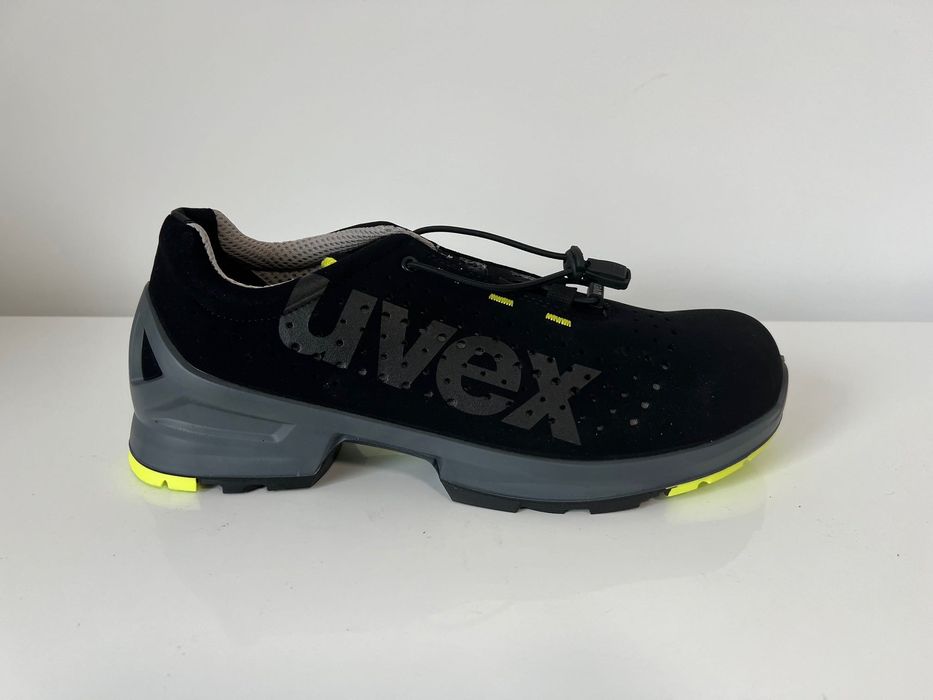 Pantofi Uvex marimea 47