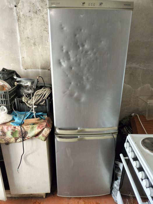 Продам холодильник