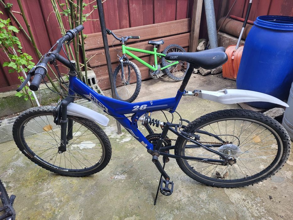 Vând bicicleta nefolosita