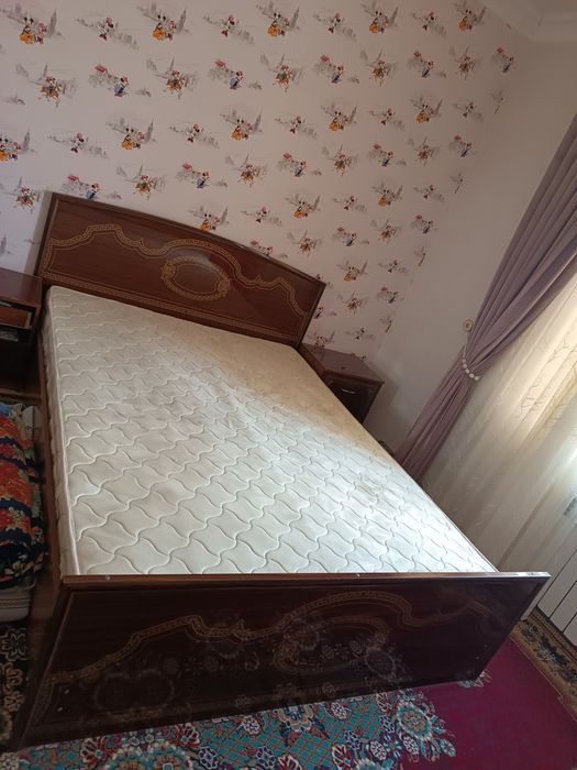 Спальный гарнитур
