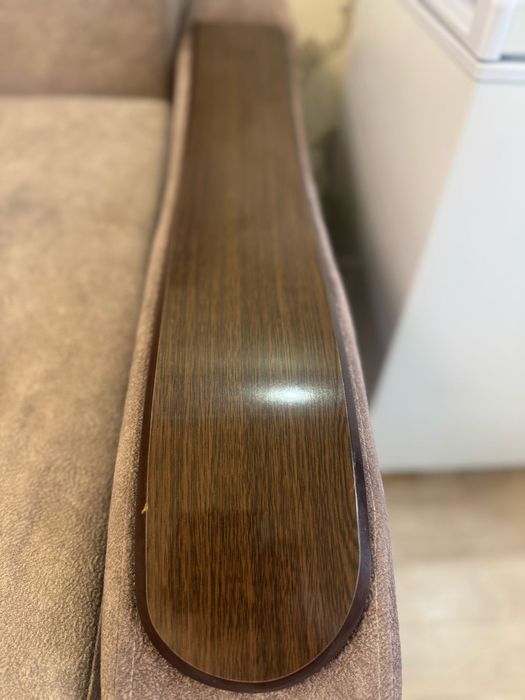 Продам диван 3  метровый