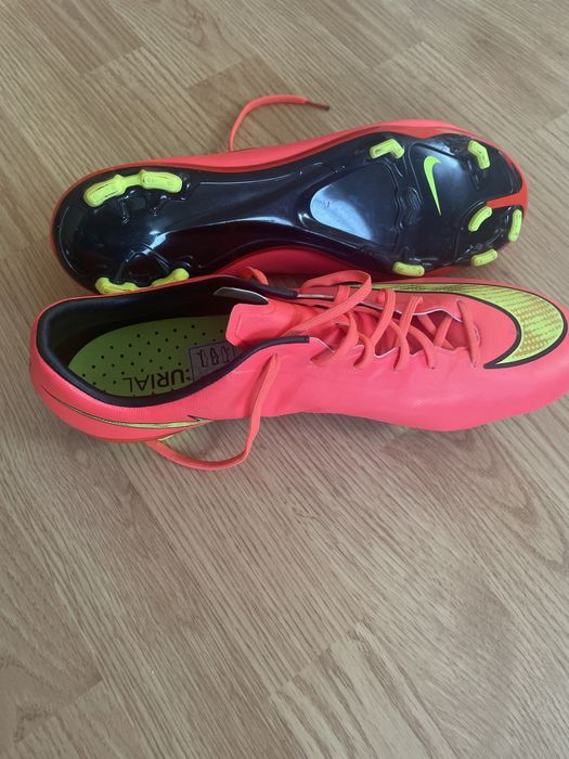 Ghete fotbal Nike Mercurial Victory V FG