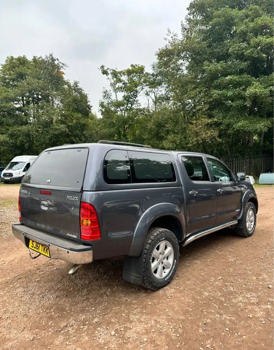 Dezmembrez Toyota Hilux 3.0 Invincible 2006-2015