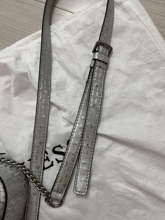 Geanta Guess crossbody