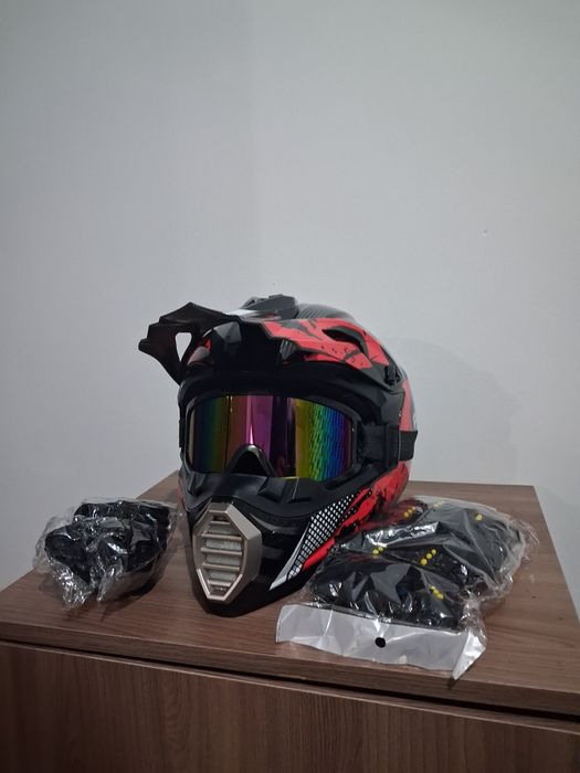 Продам шлем кроссовый