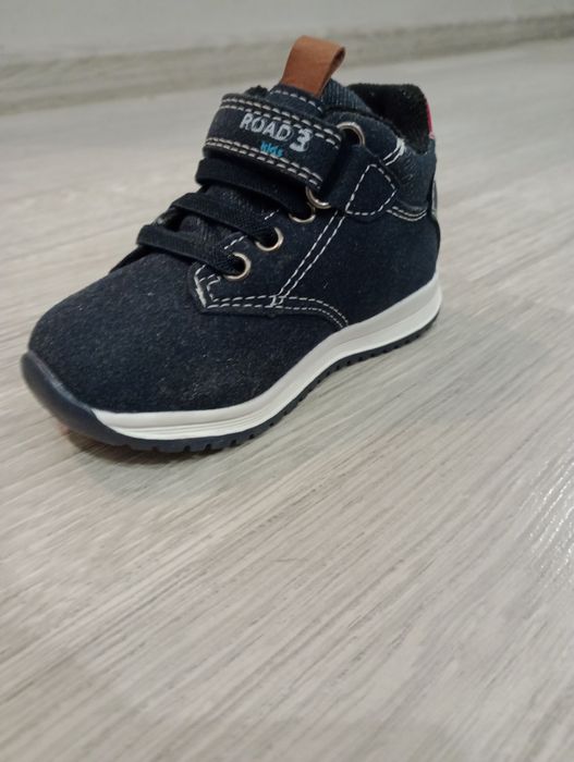 Нови боти за момче 21 номер