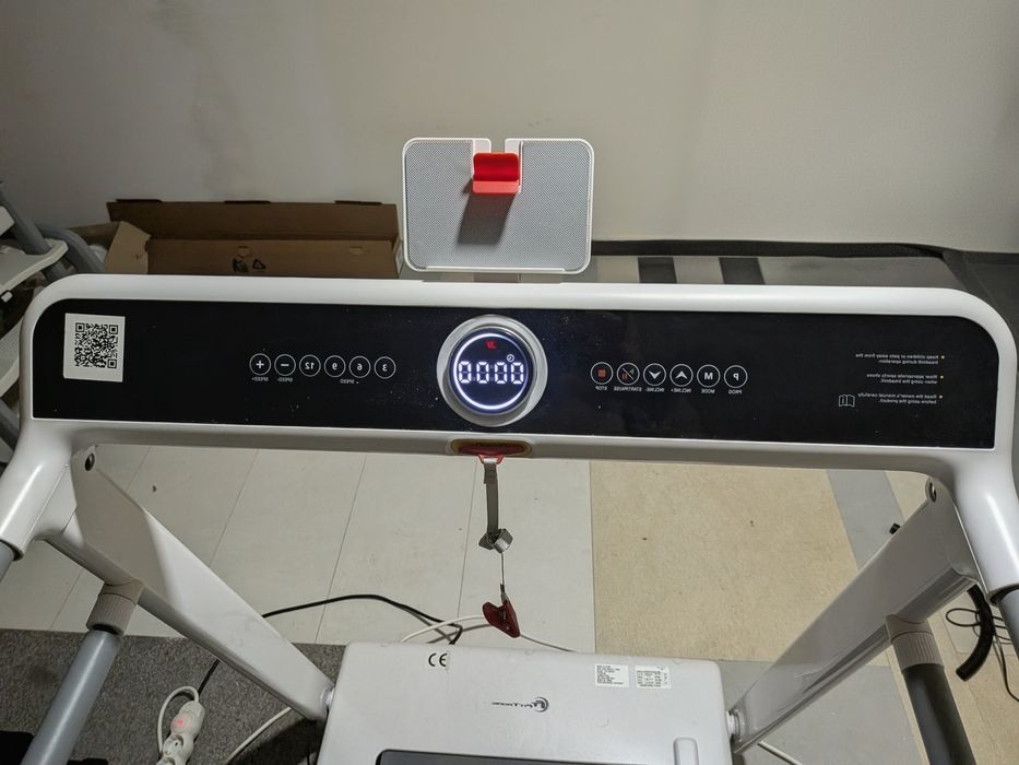 Vând bandă de alergat FitTronic