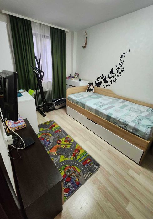 Продава се Тристаен апартамент в Пловдив, Христо Смирненски - 75 кв.м за 1640 €/кв.м - Снимка #4