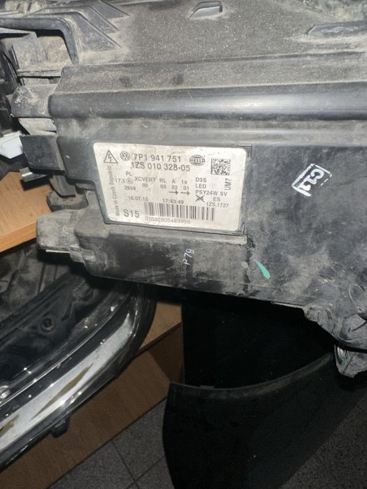 Ляв фар VW Туарег 7 пина VW TOUAREG II 2010-2014 BI-XENON SKR 7P1941751