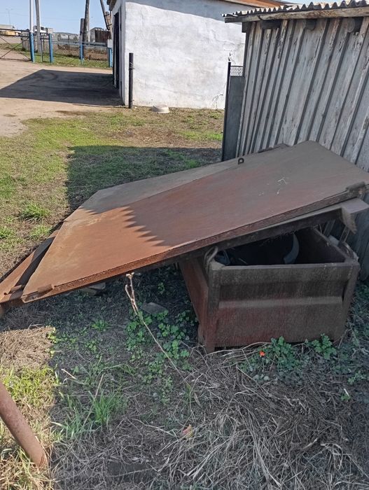 Ворота гаражные продам