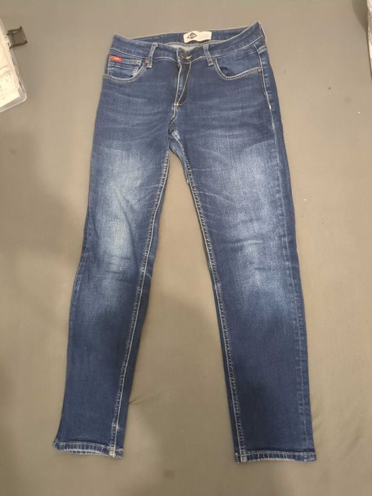 Blugi Lee Cooper, Terry boyfriend, damă
