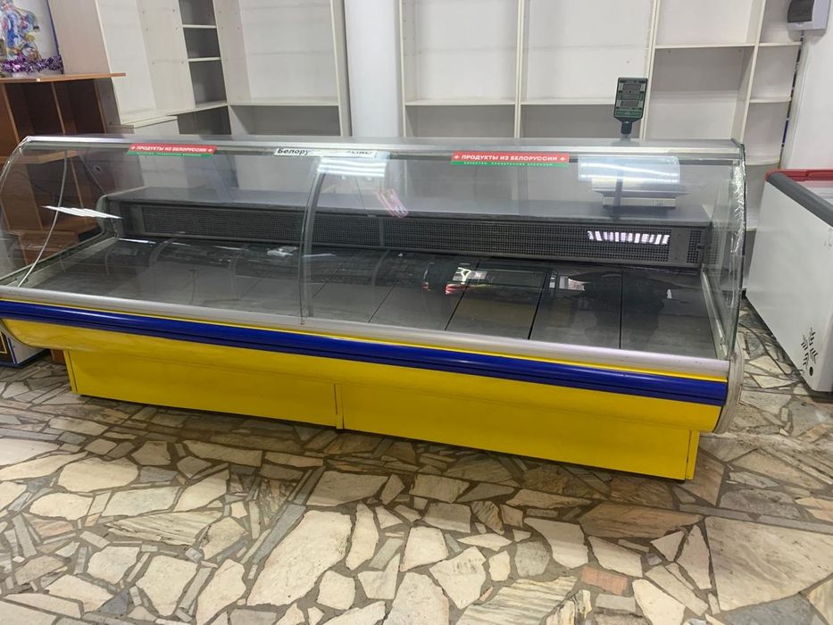 Холодильная витрина