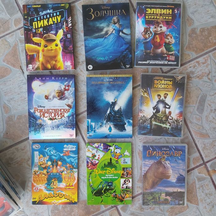 DVD диски, фильмы (дискілер)