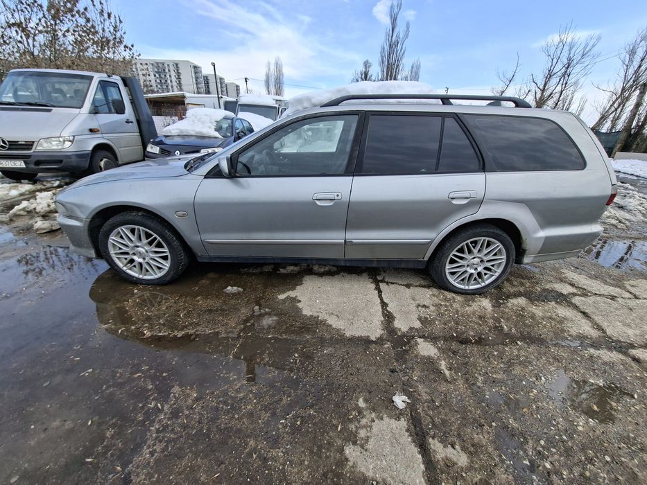 Dezmembrez Mitsubishi Galant 2.0D 1999 4D68