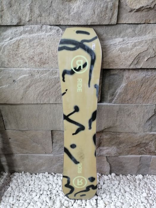 Placa snowboard Ride Twin Pig Test 151 cm