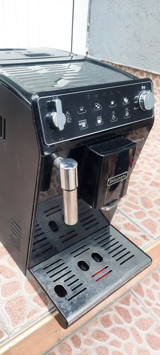 КафеМашина Delonghi Autentica НовМодел Отлично състояние