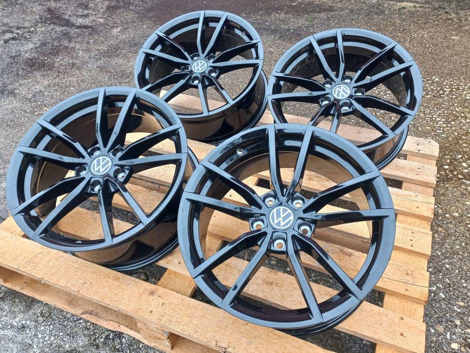 17 Vw Golf Gti R Passat Jetta 7.5j et40 Poteria Black Polis Чисто Нови