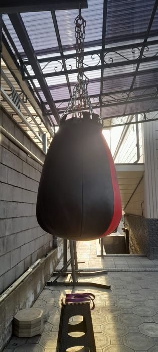 Груша кожанная боксерская