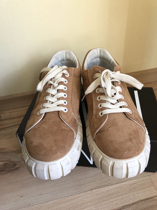 Спортно елегантни обувки Tendenz