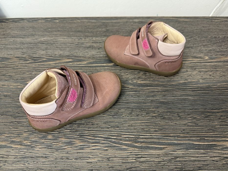 Продам ботинки Geox