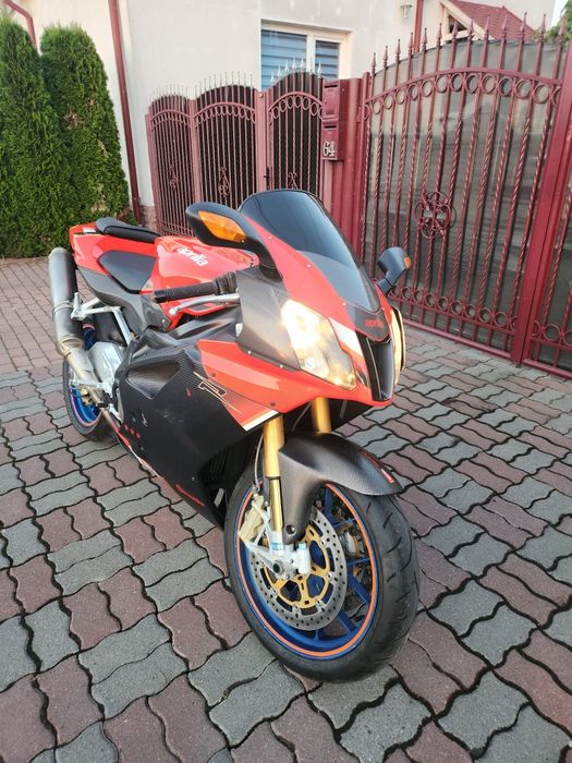 Vând Aprilia RSV 1000 RR an 2004