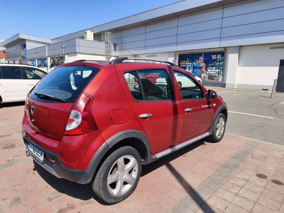 Vând Dacia Sandero Stepway