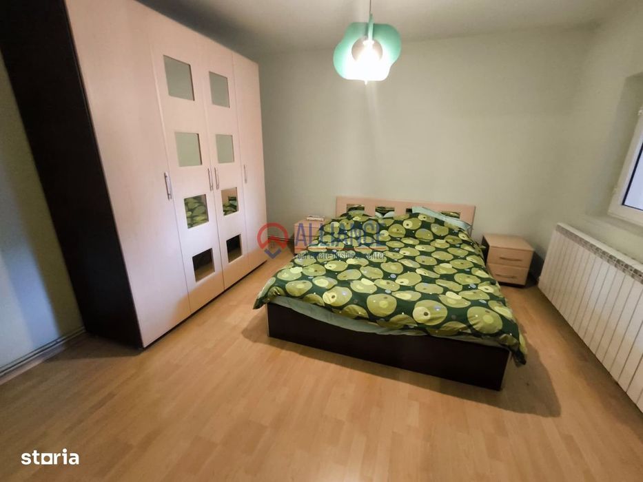 Casă 5 camere, ICIL, curte pavată, 2 parcări