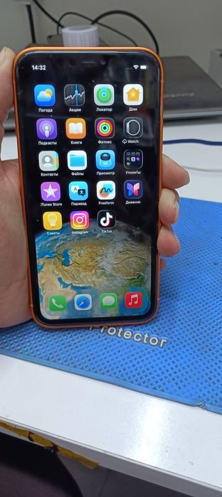 Айфон 11 128гь 79 емкость