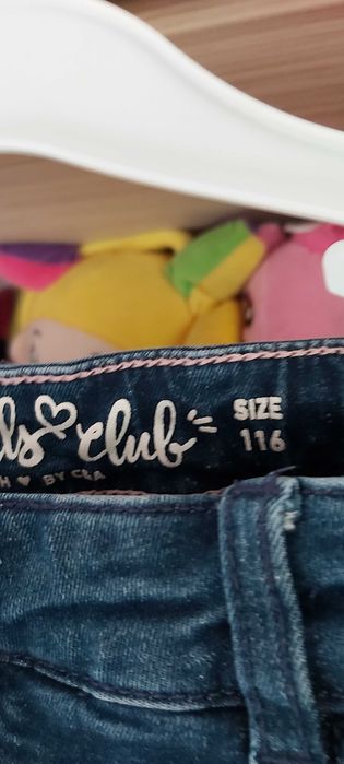Blugi 116 dublati
