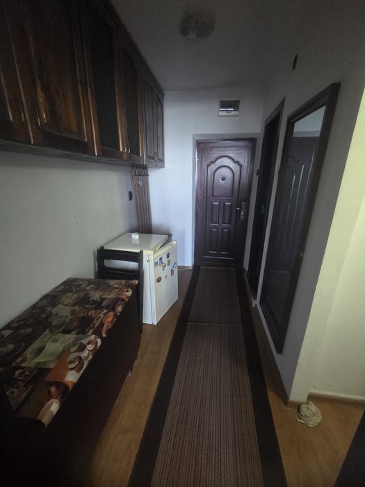 Garsoniera  de inchiriat in Piatra Neamt in blocul Turn de la Unic