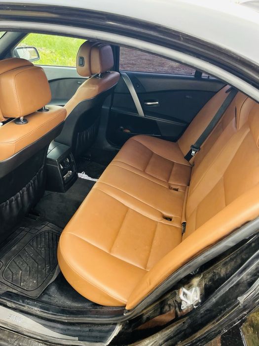 De vanzare BMW E60 anul 2006, motor de 2.5, disel 177 de cai