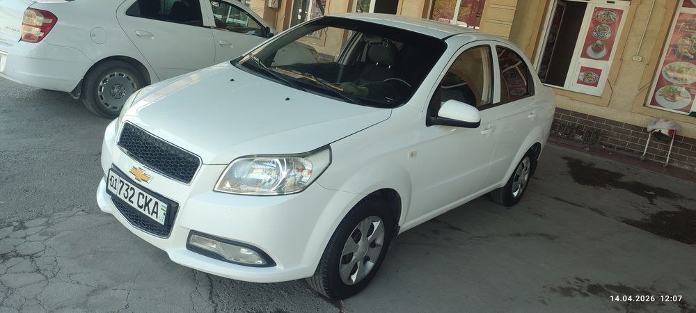 Нексия 3 сотилади