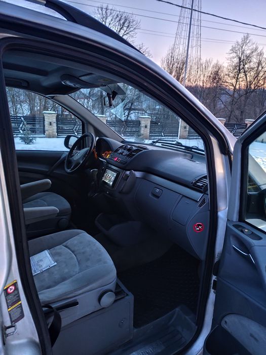 Vând Mercedes viano 115