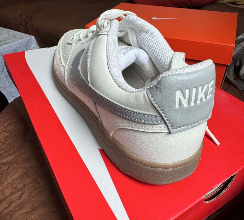 Nike Court Vision Low