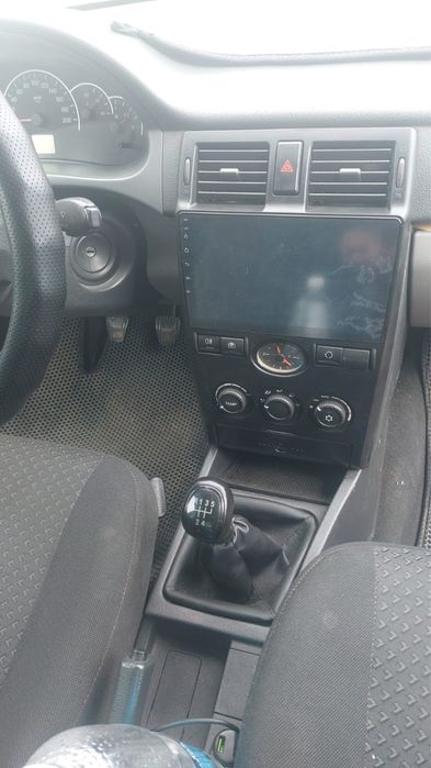 Продам надежный автомобиль