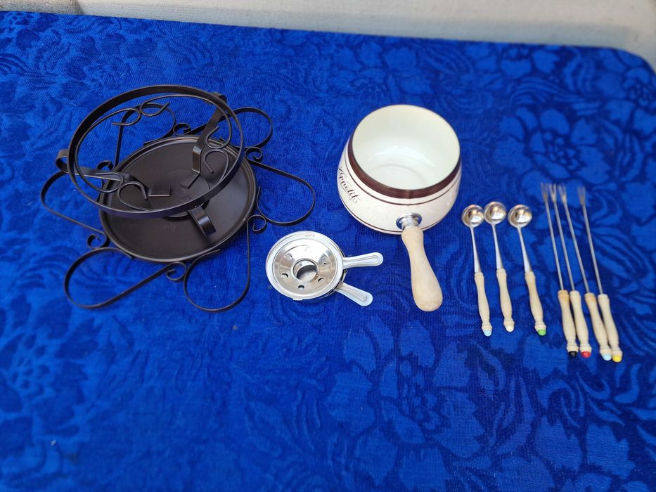 Guten Appetit set fondue rotativ, 4 - 6 persoane fonta emailata***