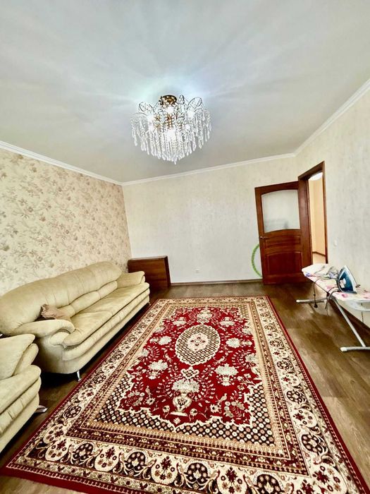Продам трехкомнатную квартиру